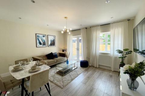 undefined, Crescent Drive, Aldershot GU12