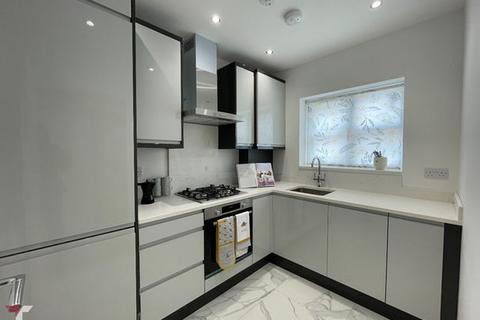 undefined, Crescent Drive, Aldershot GU12