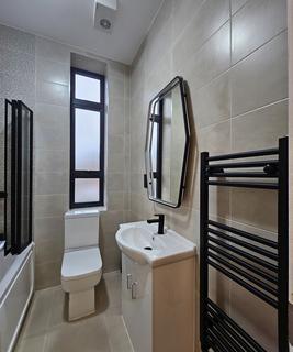 1 bedroom apartment to rent, London SW17