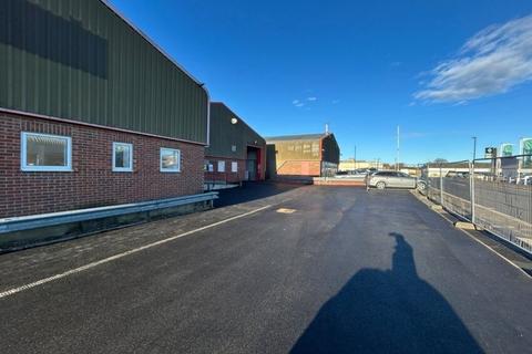 Warehouse to rent, Camp Hill Close Ripon HG4 1QY