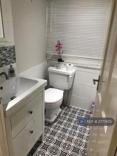 undefined, London Road, Cheltenham, GL52