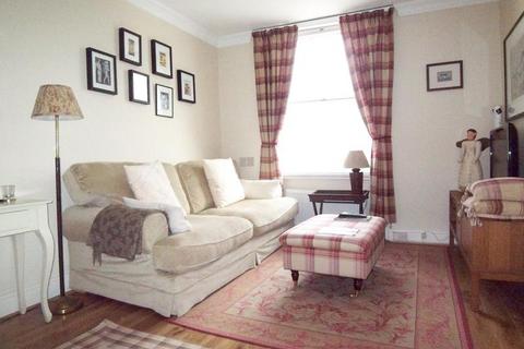 Lupus Street, Pimlico, London, SW1V