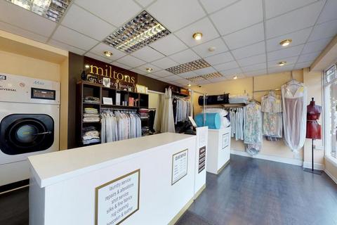 Retail property (high street) to rent, 824 Wickham Rd Croydon CR0 8EB
