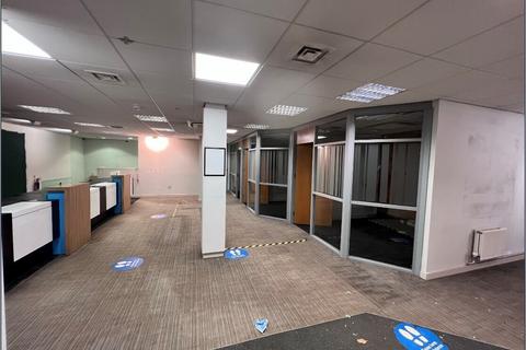 Office to rent, 83-85 Main St Thornliebank G46 7RY