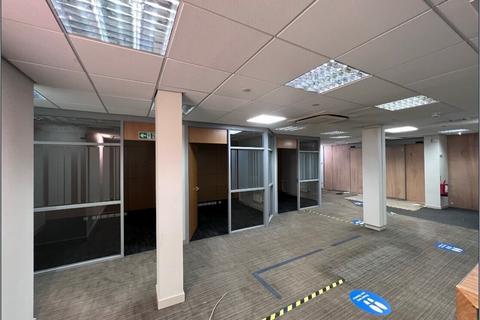 Office to rent, 83-85 Main St Thornliebank G46 7RY