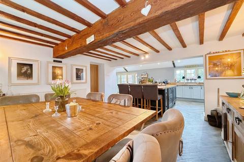 5 bedroom detached house for sale, Church Lane, Caythorpe, Grantham
