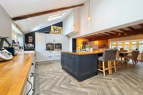 5 bedroom detached house for sale, Church Lane, Caythorpe, Grantham