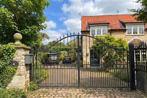 5 bedroom detached house for sale, Church Lane, Caythorpe, Grantham