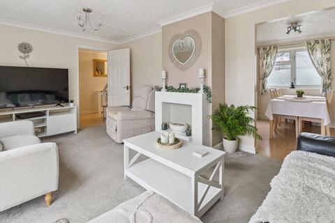 3 bedroom terraced house for sale, Archer Road, Stevenage SG1