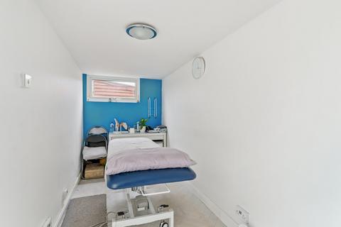 3 bedroom terraced house for sale, Archer Road, Stevenage SG1