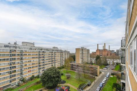 Churchill Gardens, Pimlico, London, SW1V