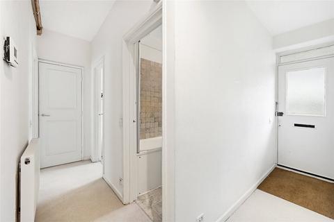 3 bedroom apartment to rent, White House, Vicarage Crescent, London, SW11