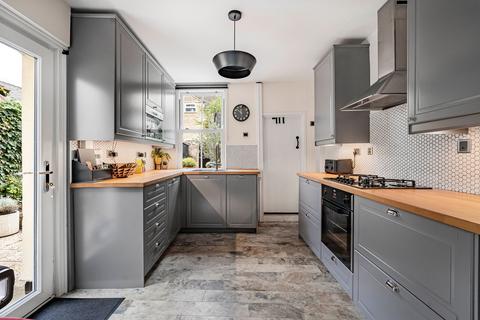 4 bedroom terraced house for sale, Hartford Road, Huntingdon, Cambridgeshire.