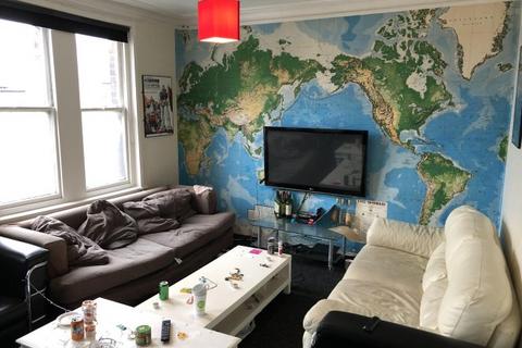 8 bedroom house share to rent, Upper Lloyd Street
