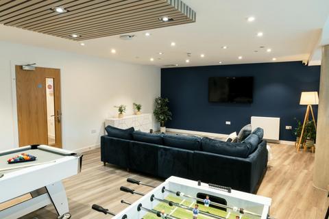 undefined, Rhodaus Town