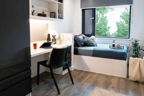 undefined, Rhodaus Town