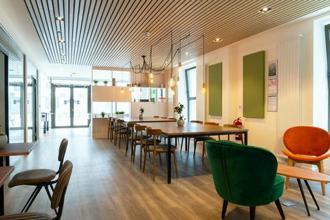 undefined, Rhodaus Town