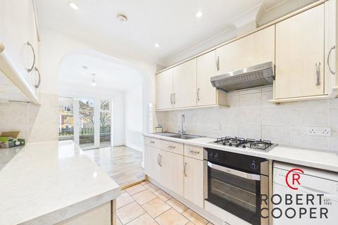 3 bedroom bungalow for sale, The Croft, South Ruislip, HA4