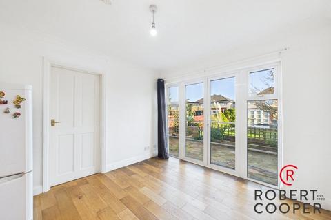 3 bedroom bungalow for sale, The Croft, South Ruislip, HA4