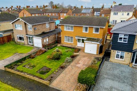 4 bedroom detached house for sale, Apeldoorn Gardens, Spalding, Lincolnshire, PE11