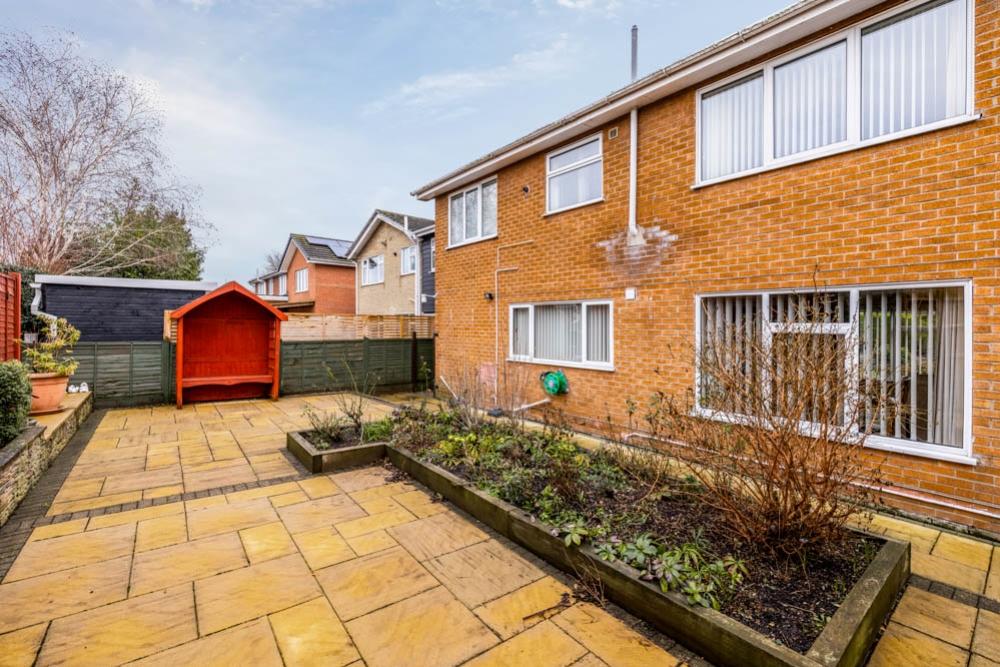 55 Apeldoorn Gardens (Spalding)-11