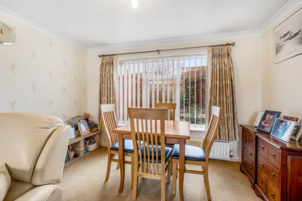 55 Apeldoorn Gardens (Spalding)-14