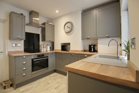undefined, Mead Road, Ashford TN24