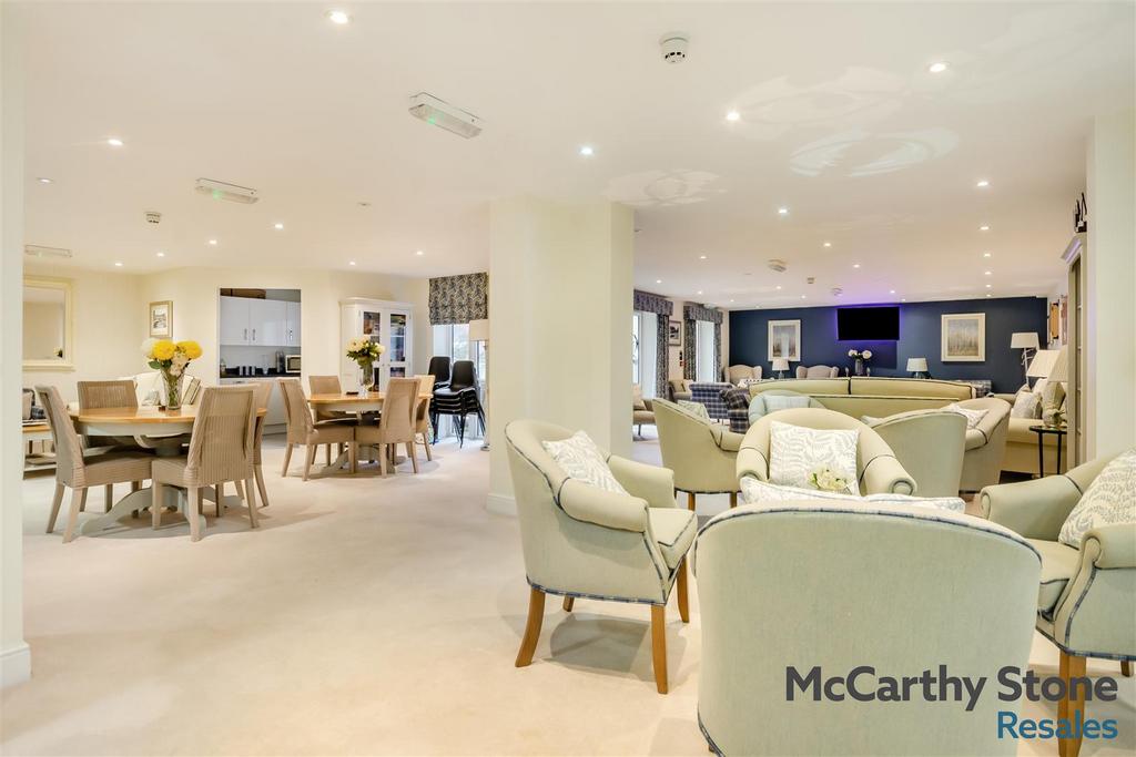8677160-interior19.jpg