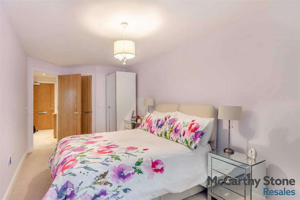 8677160-interior09.jpg