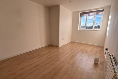 1 bedroom apartment to rent, London Road, Redhill