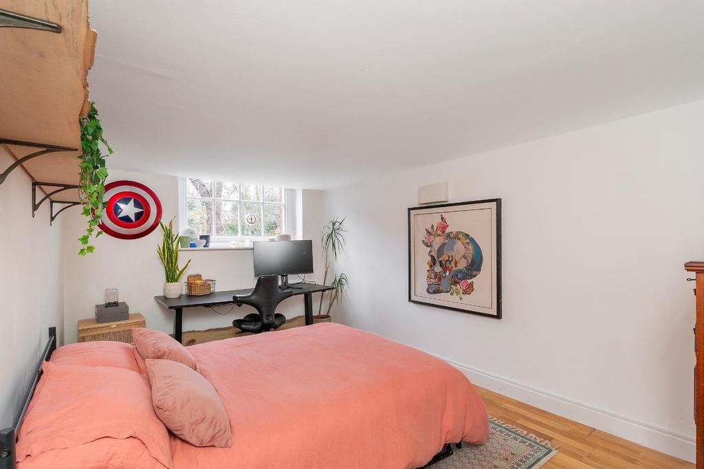F1 CHOM - Bedroom C.jpg