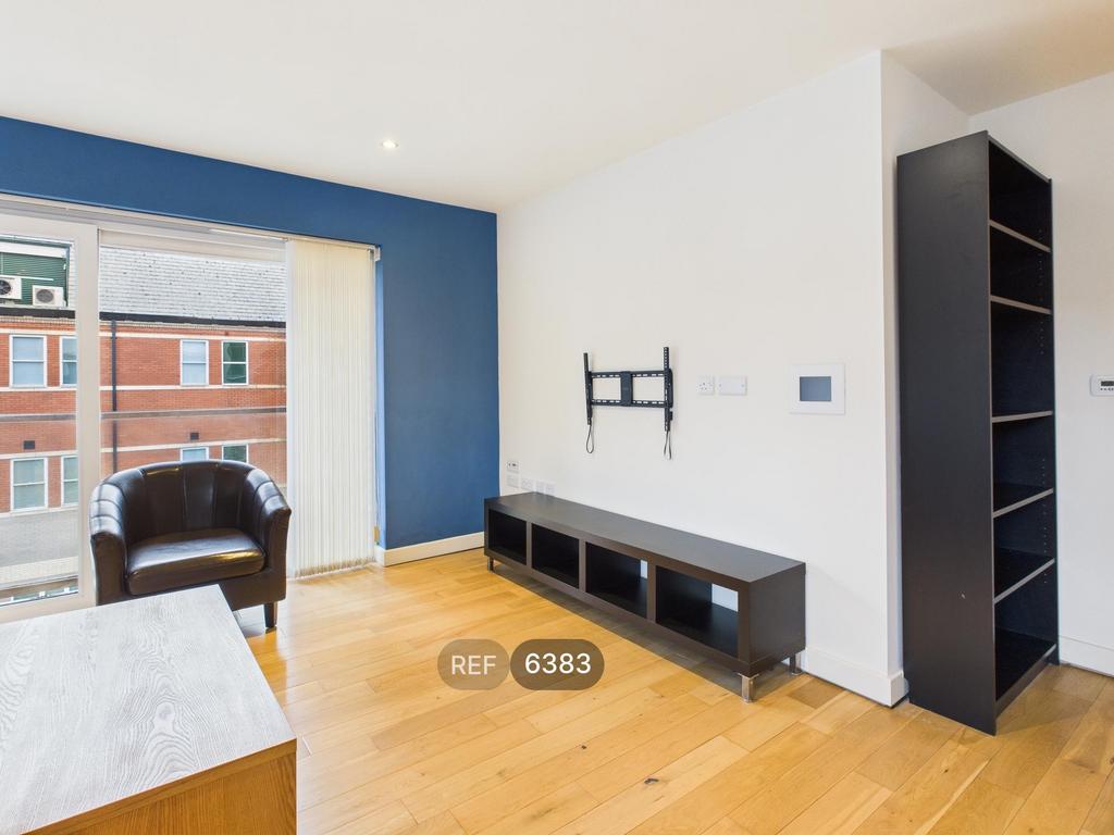 Kitchen / Living area