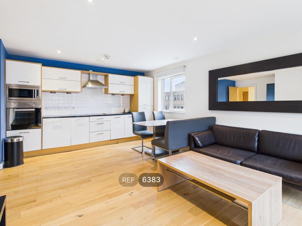 Kitchen / Living area
