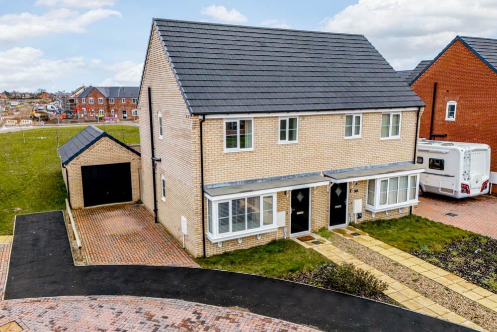 17 Daisy Road (Holbeach)-1