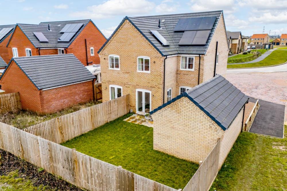 17 Daisy Road (Holbeach)-2