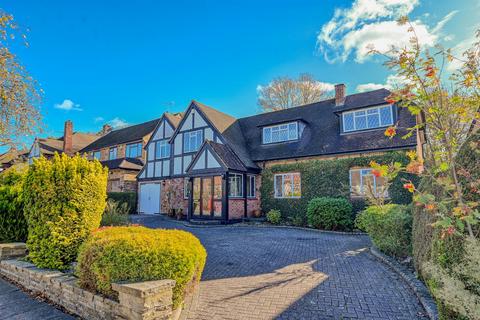 5 bedroom detached house for sale, Middlesex HA6