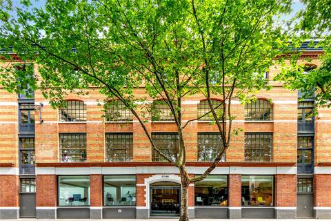 undefined, Rosebery Avenue, EC1R