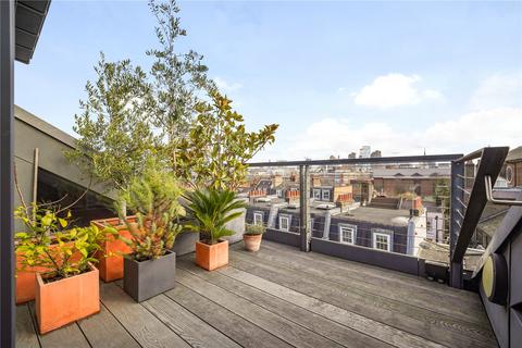 undefined, Rosebery Avenue, EC1R