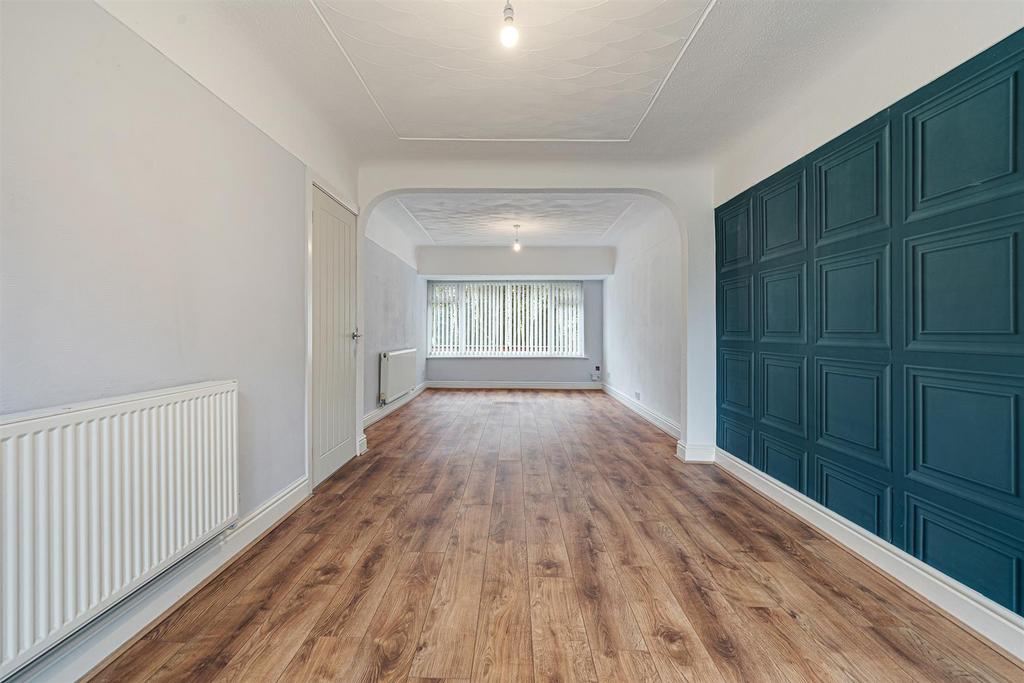 14 ACACIA AVENUE-13.jpg