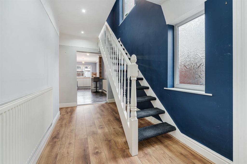 14 ACACIA AVENUE-19.jpg