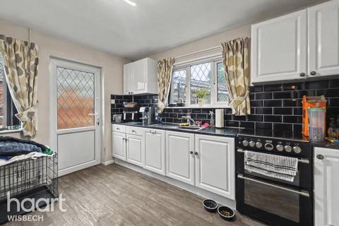 2 bedroom detached bungalow for sale, Money Bank, Wisbech