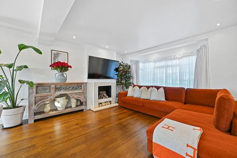 5 bedroom detached house for sale, Vernon Drive, Stanmore, HA7