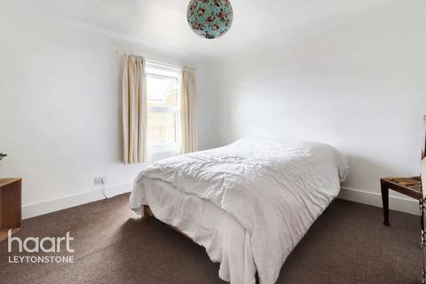 2 bedroom flat for sale, Hainault Road, Leytonstone