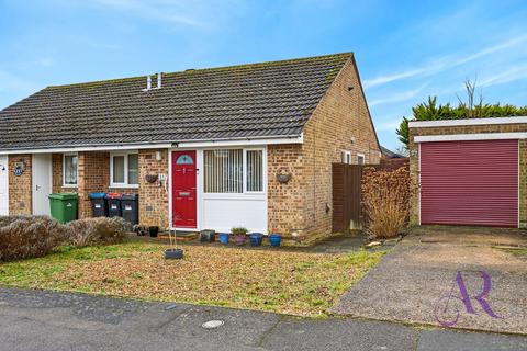 2 bedroom bungalow for sale, Lewis Close, Newport Pagnell