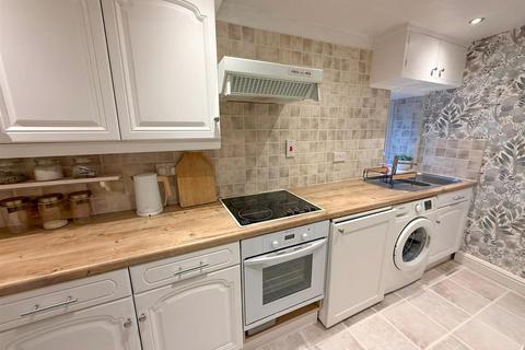 undefined, North Street, Silsden,