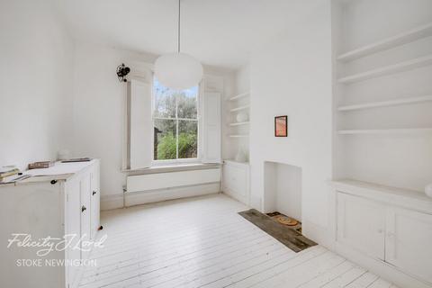 undefined, Dynevor Road, London