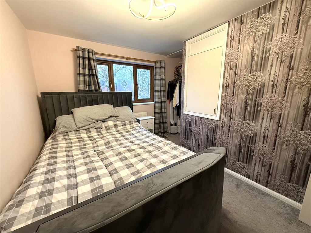 1 HPG BEDROOOM.jpeg