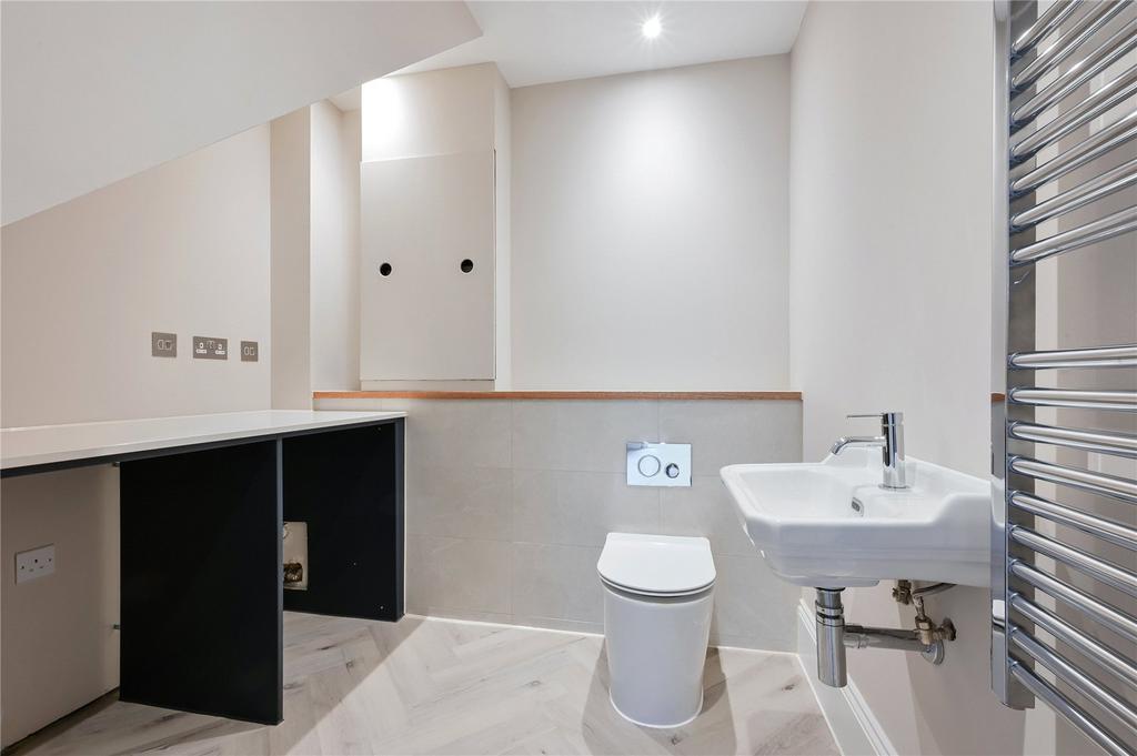 Cloakroom/Utility