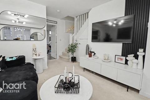 3 bedroom townhouse for sale, Wharmby Street, Coalville