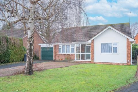 2 bedroom detached bungalow for sale, Windrush Crescent, Malvern, Worcestershire, WR14